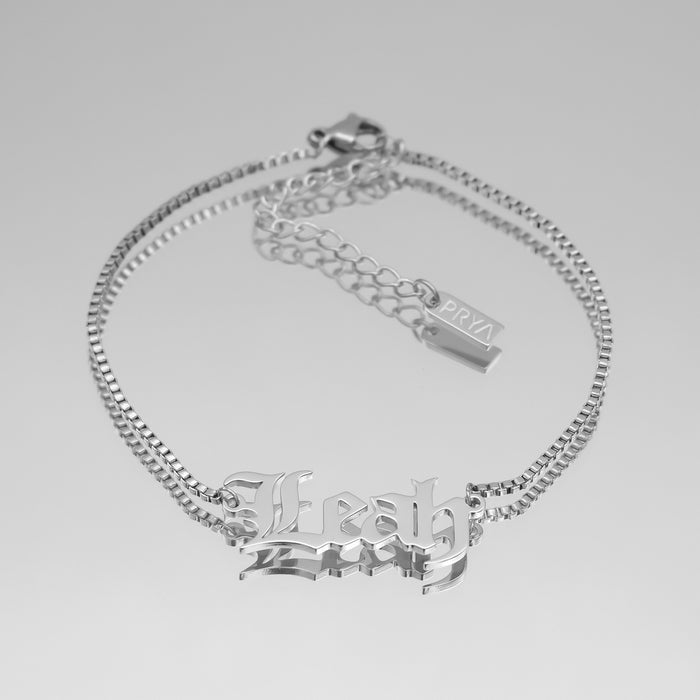 Bracelet de cheville avec nom personnalisé en vieil anglais