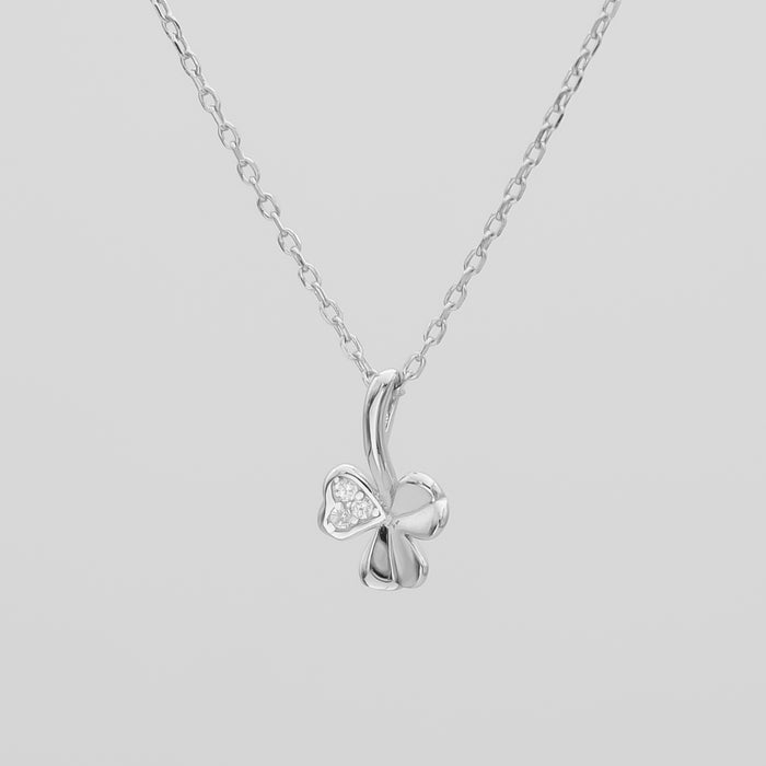 Felicity Mini clover necklace