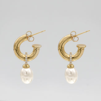 Nala Pearl Earrings