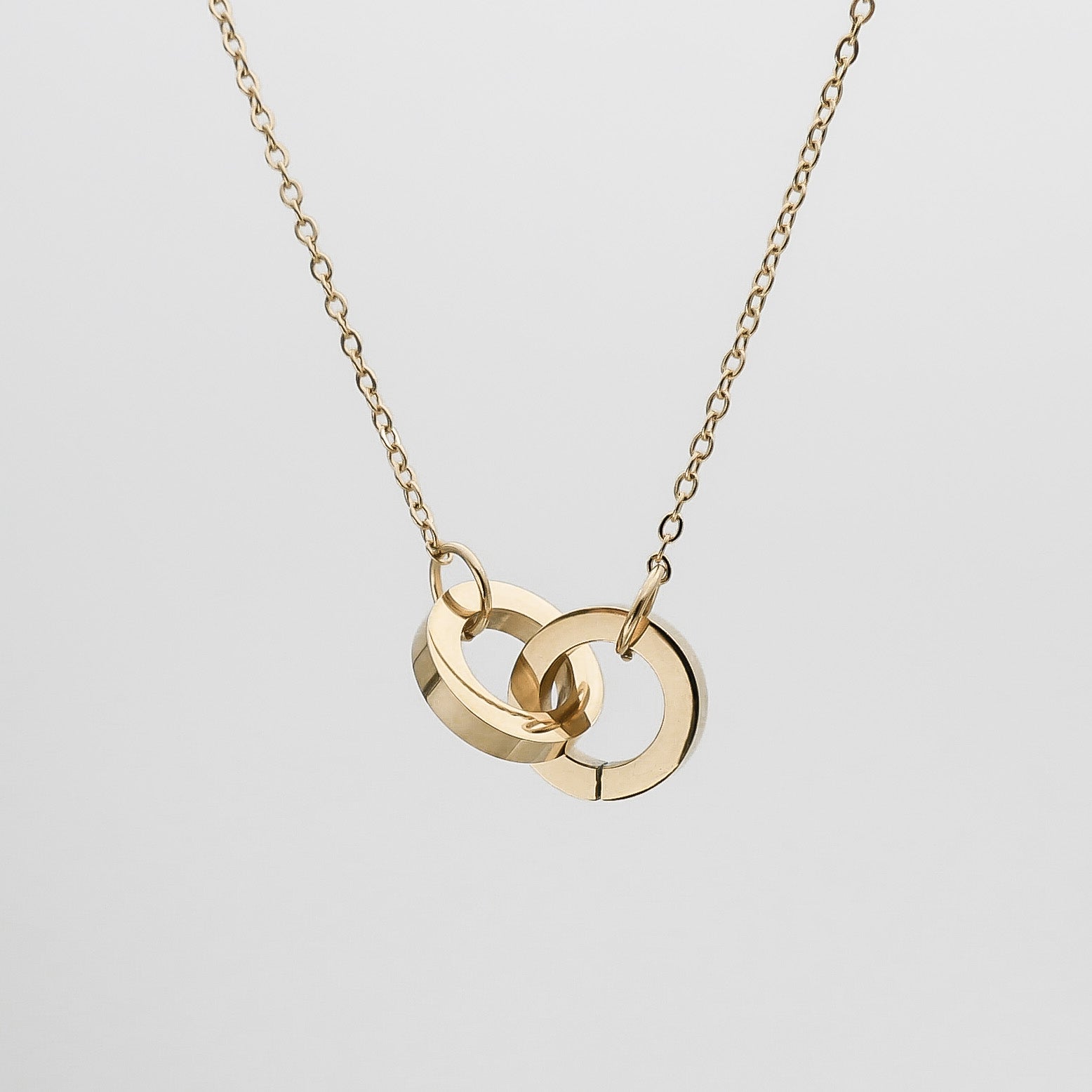 Amara Interlocking Necklace