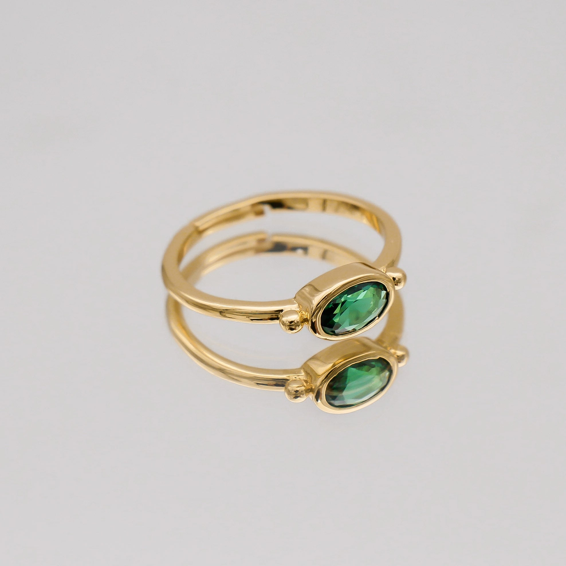 Birthstone ring gold for May