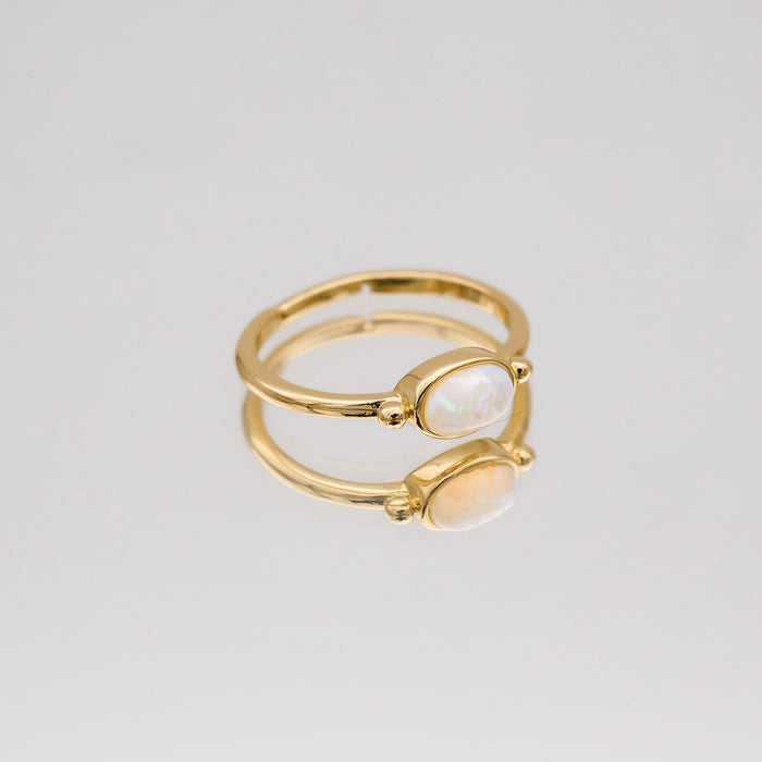 Birthstone ring gold for October