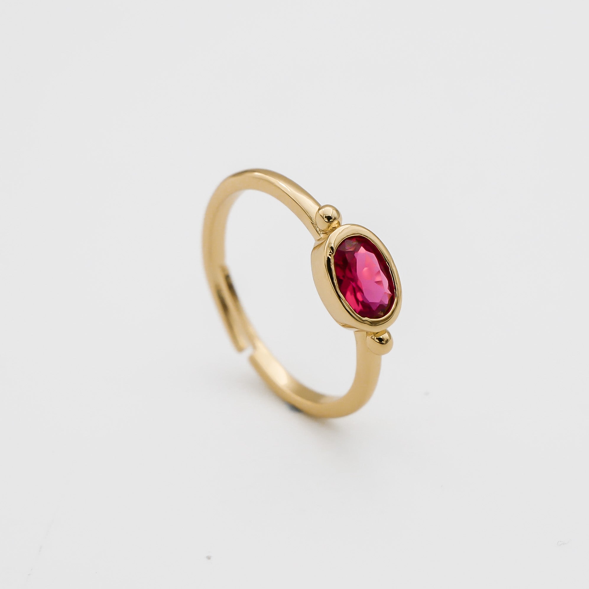 Birthstone ring gold for July with ruby