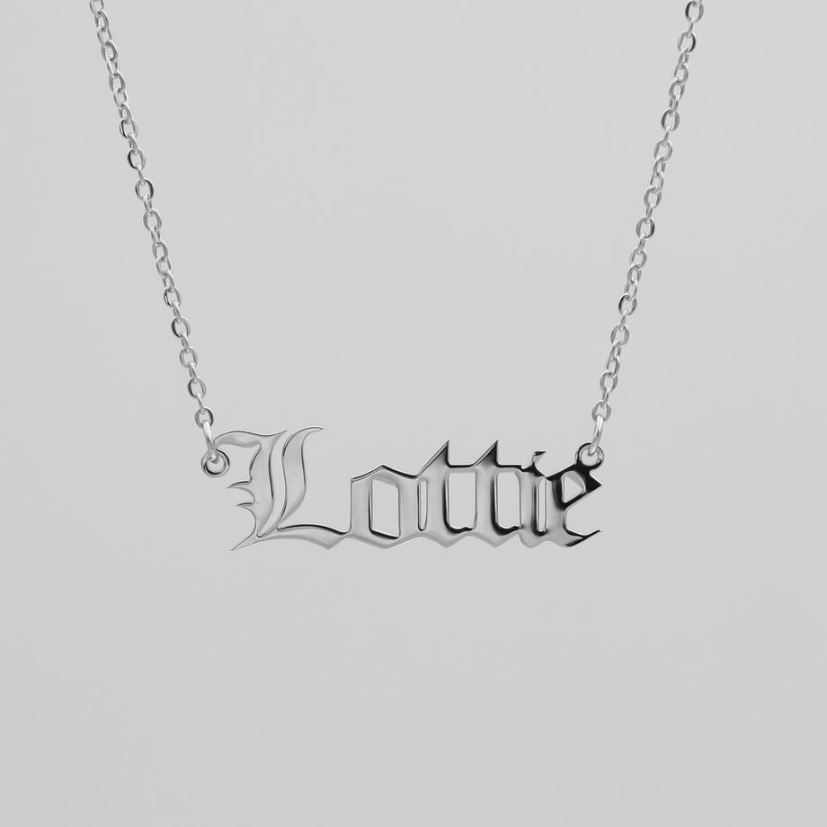 Classic Name Plate Necklace | PRYA