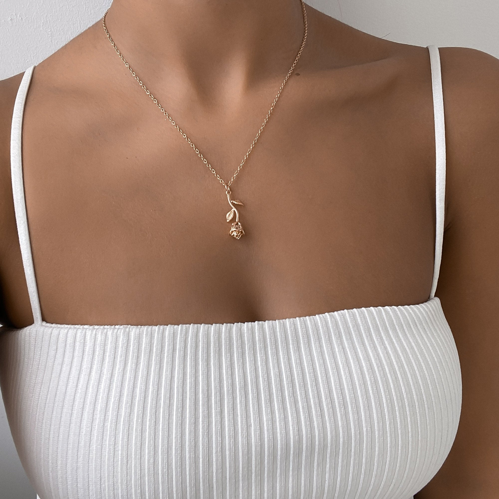 Juliet rose necklace Clearance