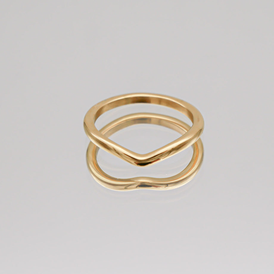 Leona Chevron Ring