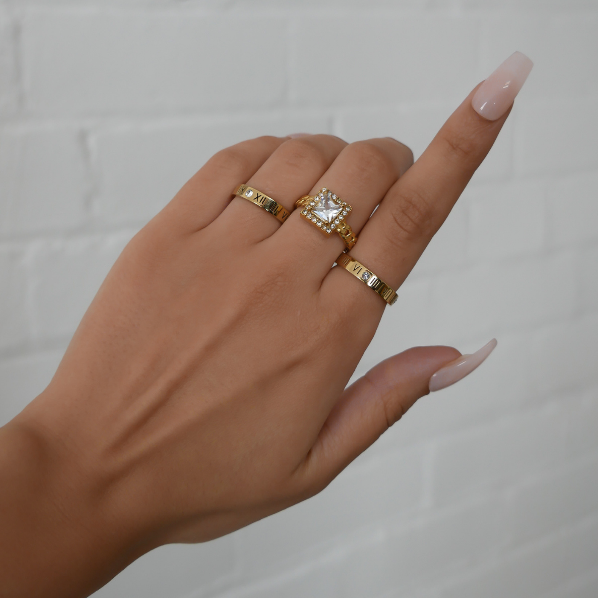 Lucia Numeral Ring