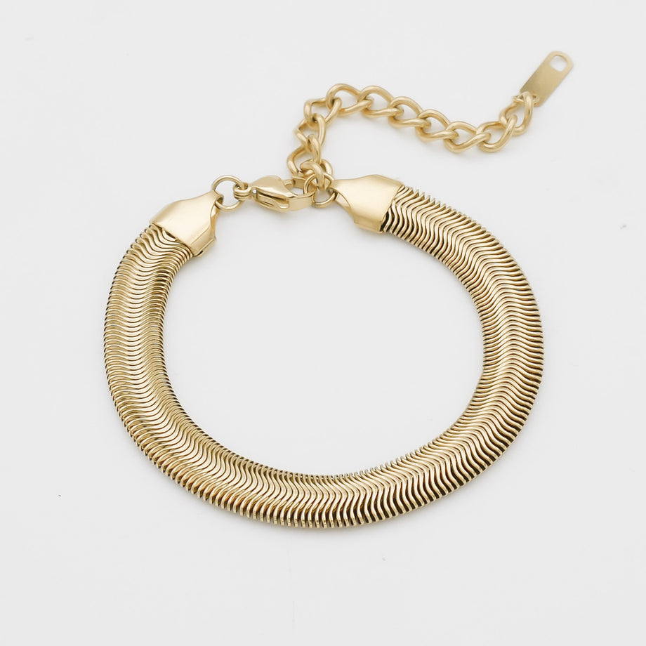 Gold chunky snake bracelet with chain extender.