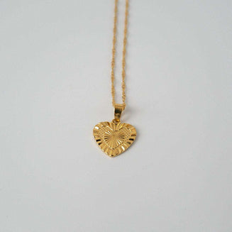 Gold Heart Necklace | PRYA