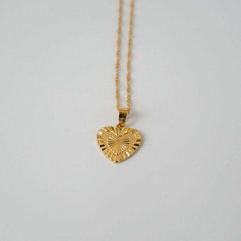 Gold Heart Necklace | PRYA