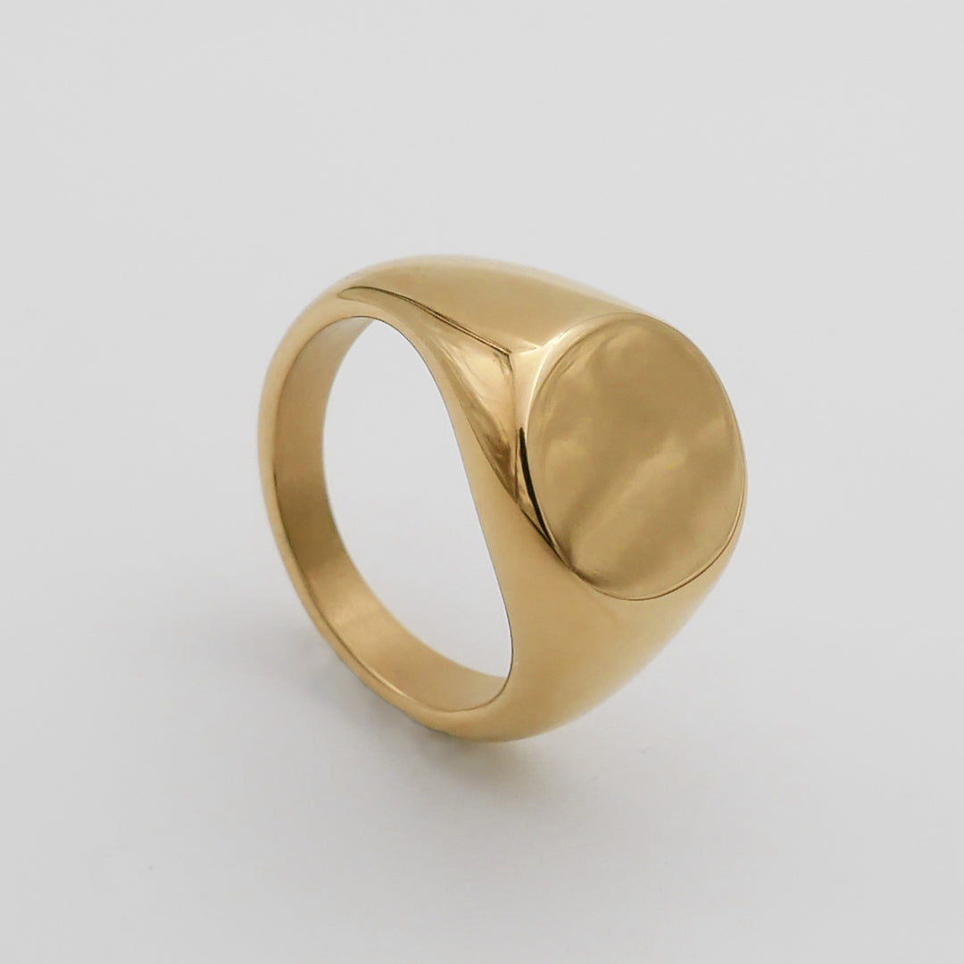 Classic Signet Ring